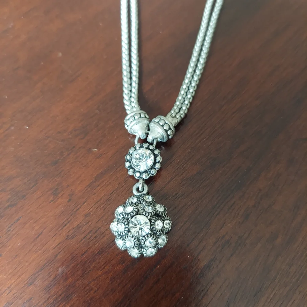 Vintage Cookie Lee Faux Diamond Necklace Silvertone - Picture 13 of 14